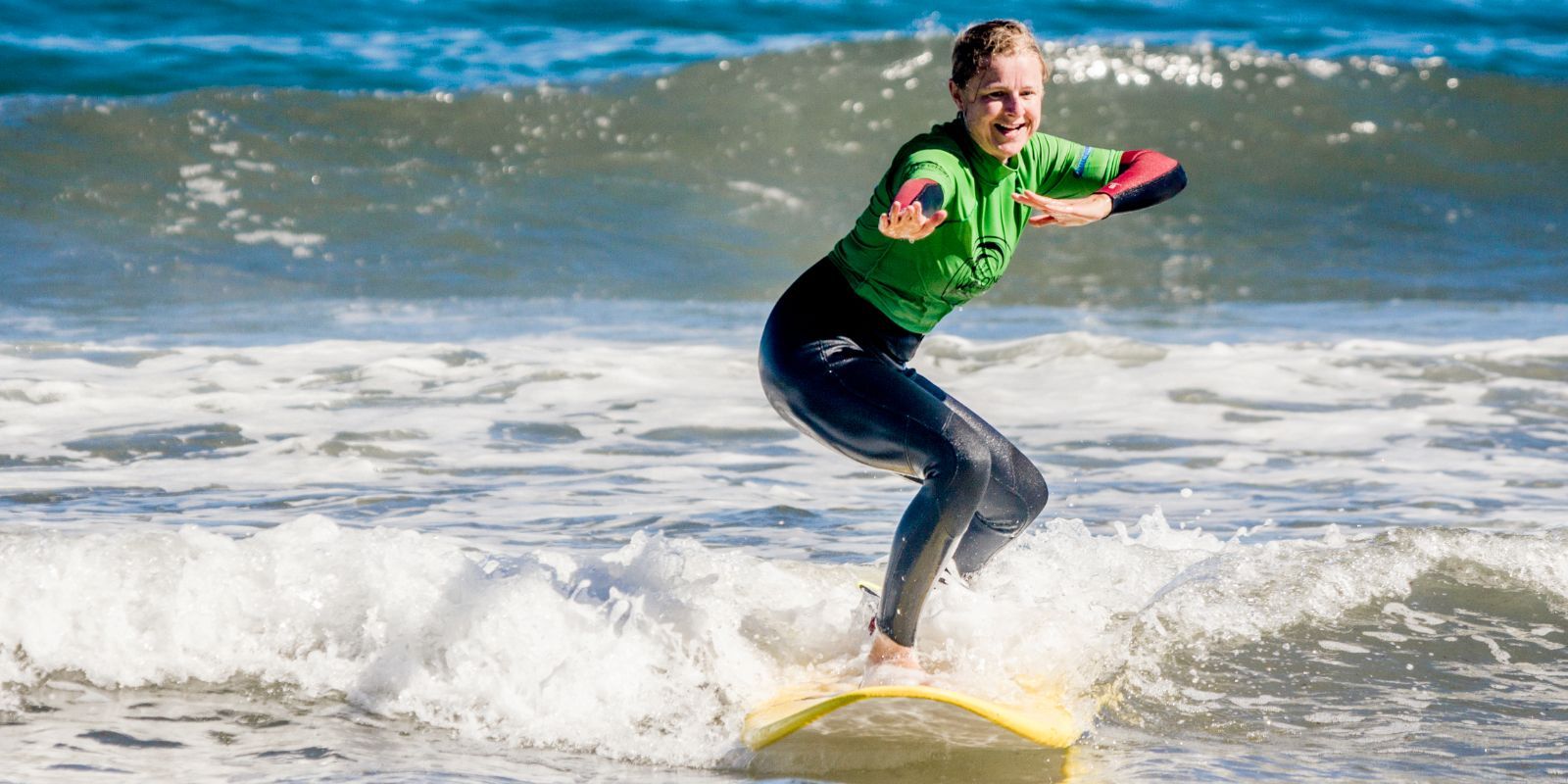 Curso de iniciación al surf para adultos